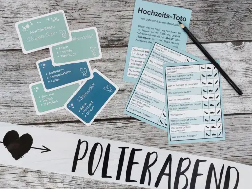 Hochzeitsspiele für den Polterabend: Karten mit Begriffen und ein Toto-Spiel, um das Brautpaar besser kennenzulernen.